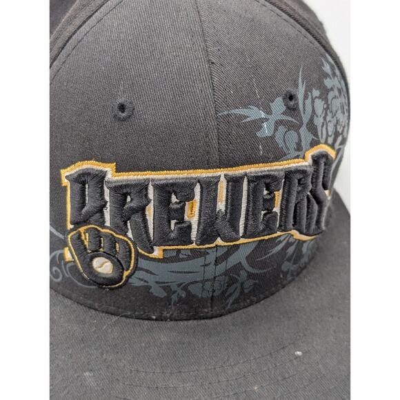 Milwaukee Brewers 2-Tone Cooperstown Collection American Needle Cap/Hat - Picture 2 of 7